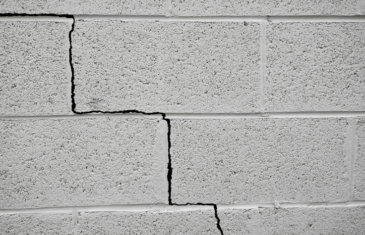 Close up image of crack in the wall